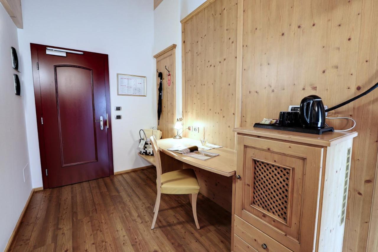 Leading Relax Hotel Maria 모에나 외부 사진