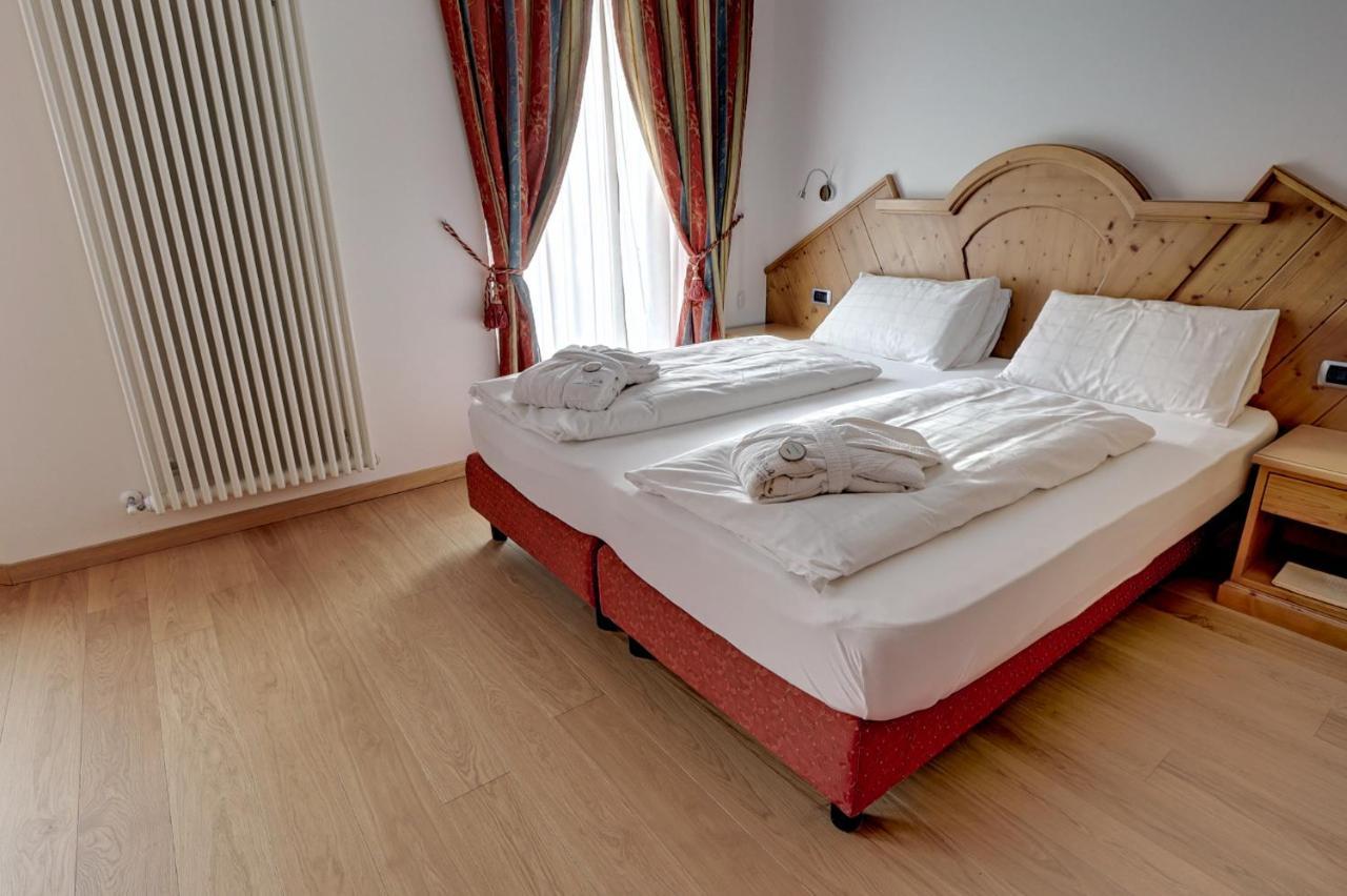 Leading Relax Hotel Maria 모에나 외부 사진