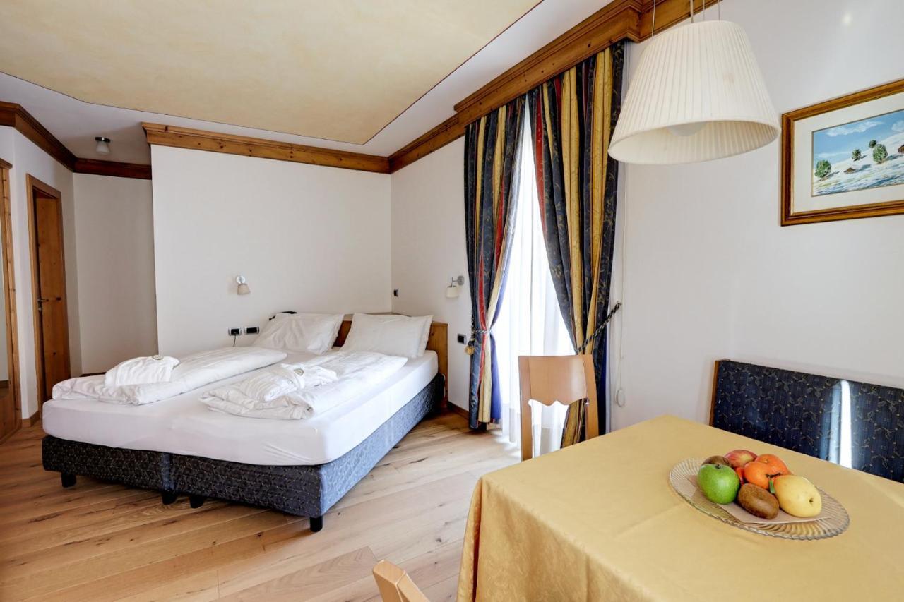 Leading Relax Hotel Maria 모에나 외부 사진