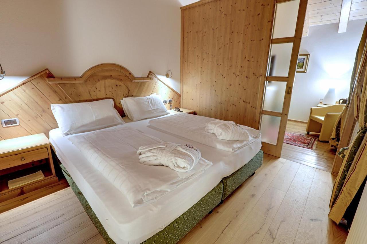 Leading Relax Hotel Maria 모에나 외부 사진